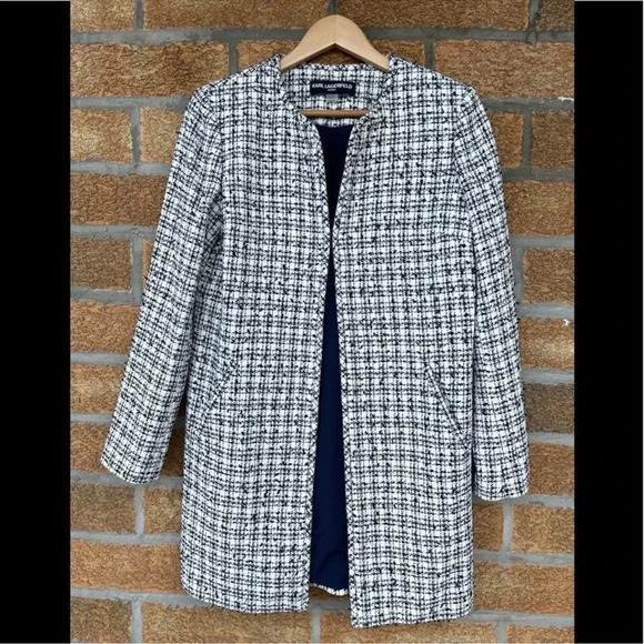 Karl Lagerfeld Blue Open Front Tweed
TopperJacket size small - Picture 2 of 12